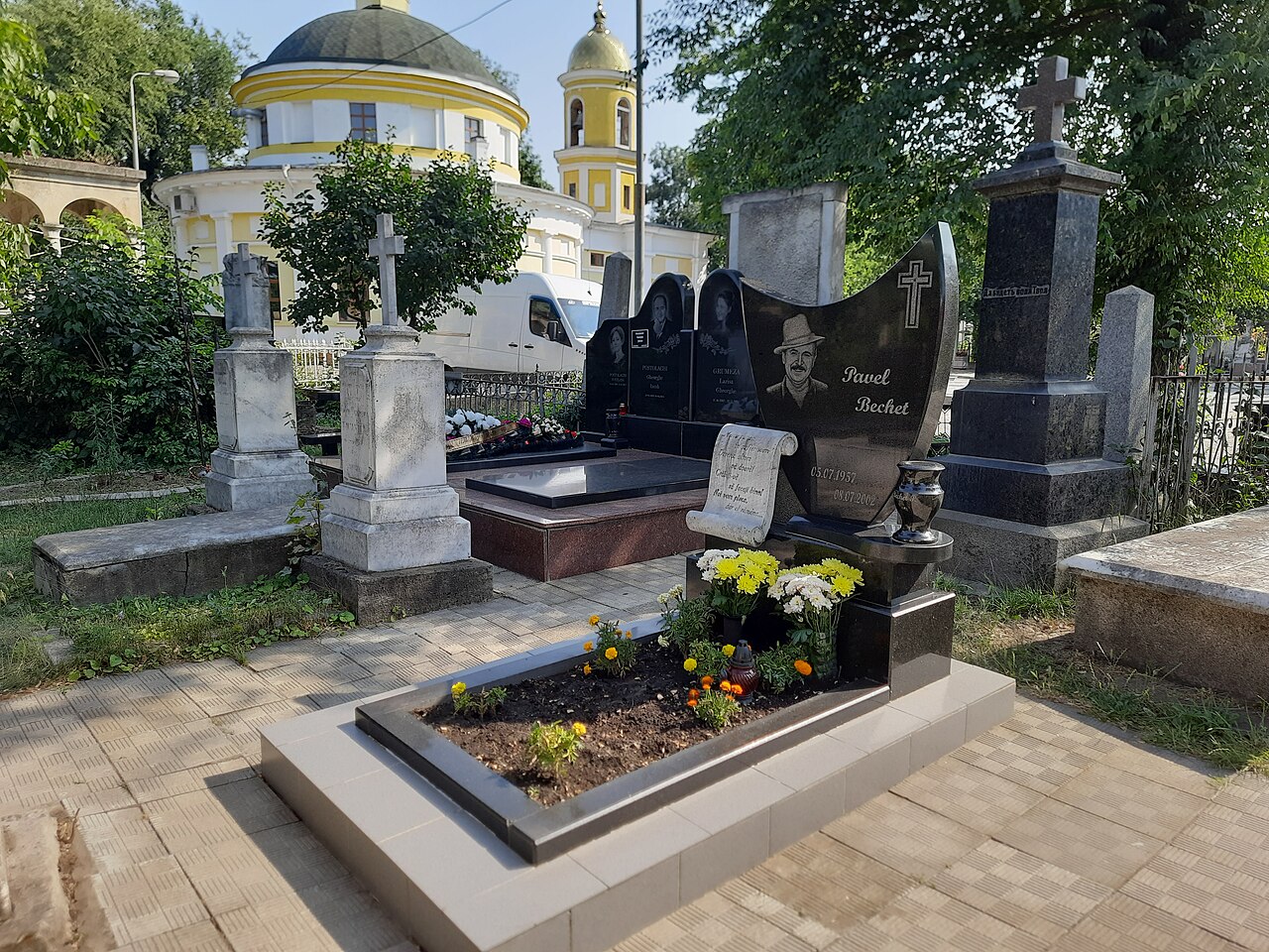 Cimitir Bechet