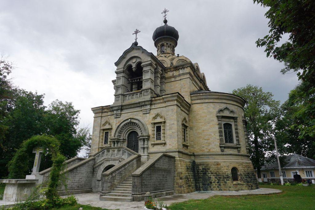 Roznov Cemetery