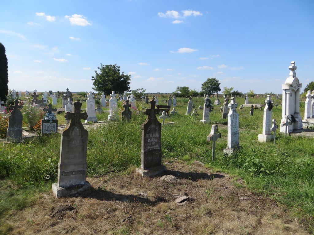 Beba Veche Cemetery