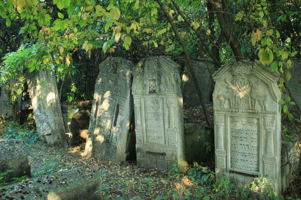 Briceni Jewish Cemetery