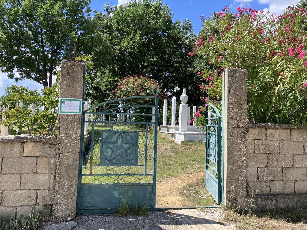 Harem Orašac - Opličići