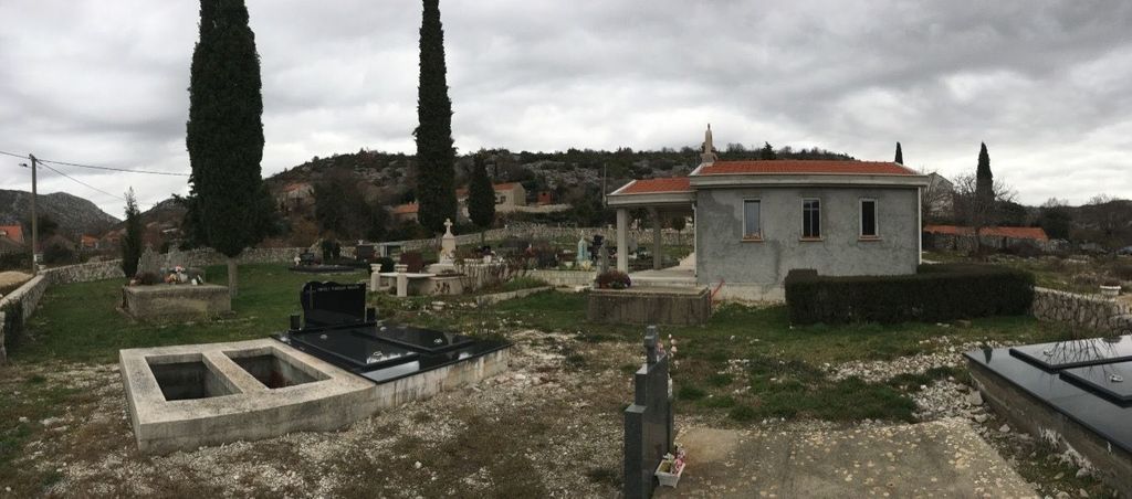 Saint Andrew's Church Cemetery