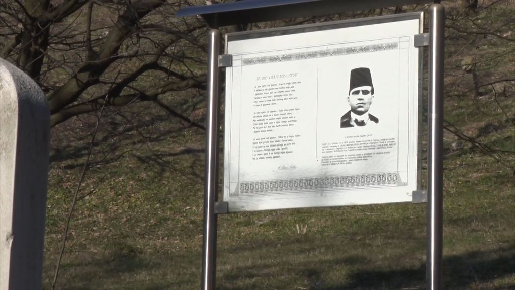 Mezar Musa Ćazima Ćatića - Tešanj
