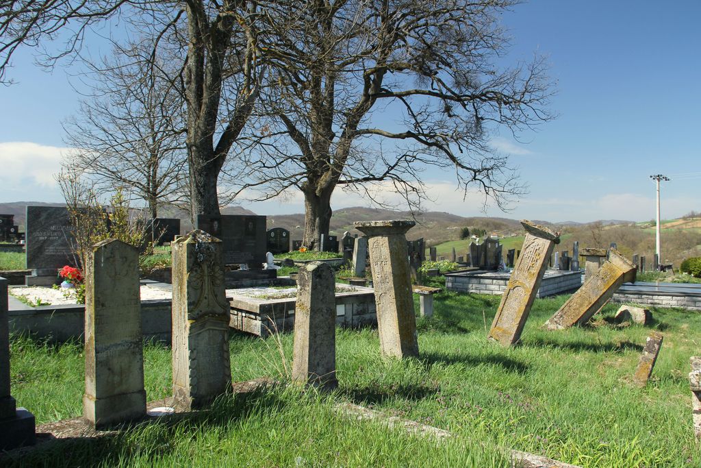 Šarani cemetery