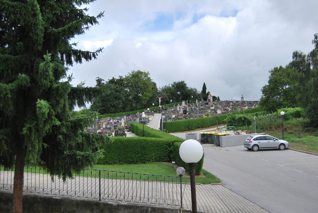 Jursinci Cemetery